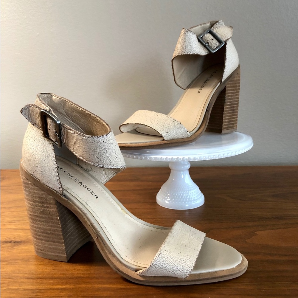 Kelsey Dagger Sandals